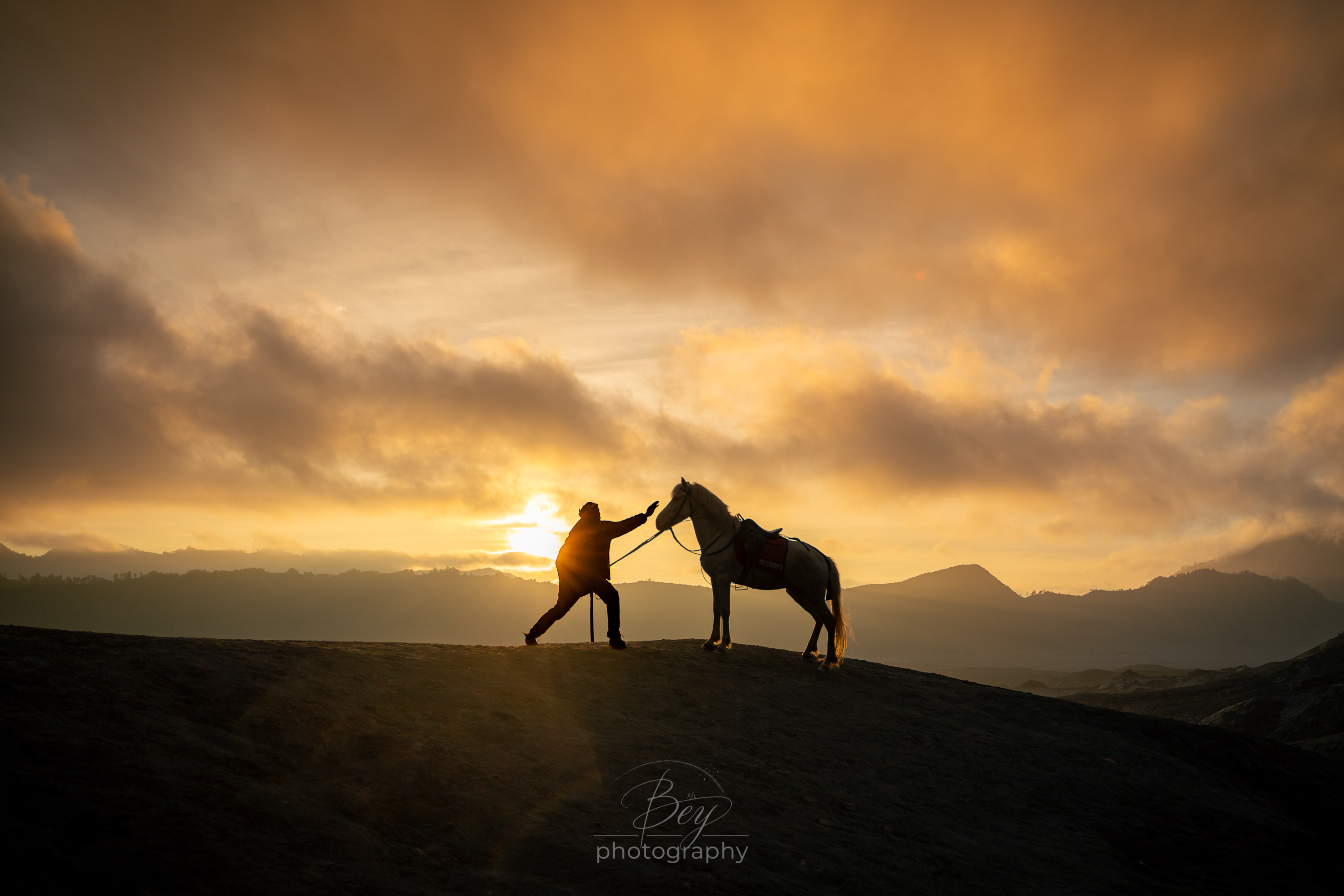 Bromo Overseas Workshop, June 2026 by Bey Shimin.  IG @beyshimin